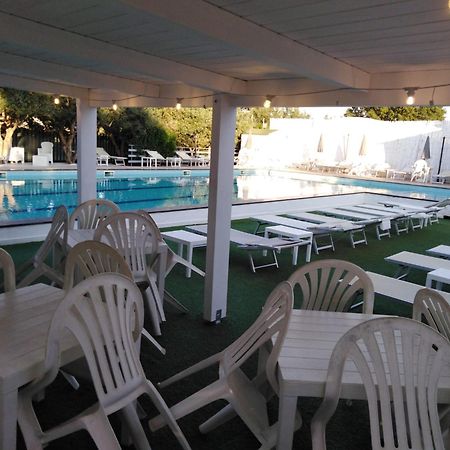 Raggio Di Sole Aparthotel อัลเบโรเบลโล ภายนอก รูปภาพ