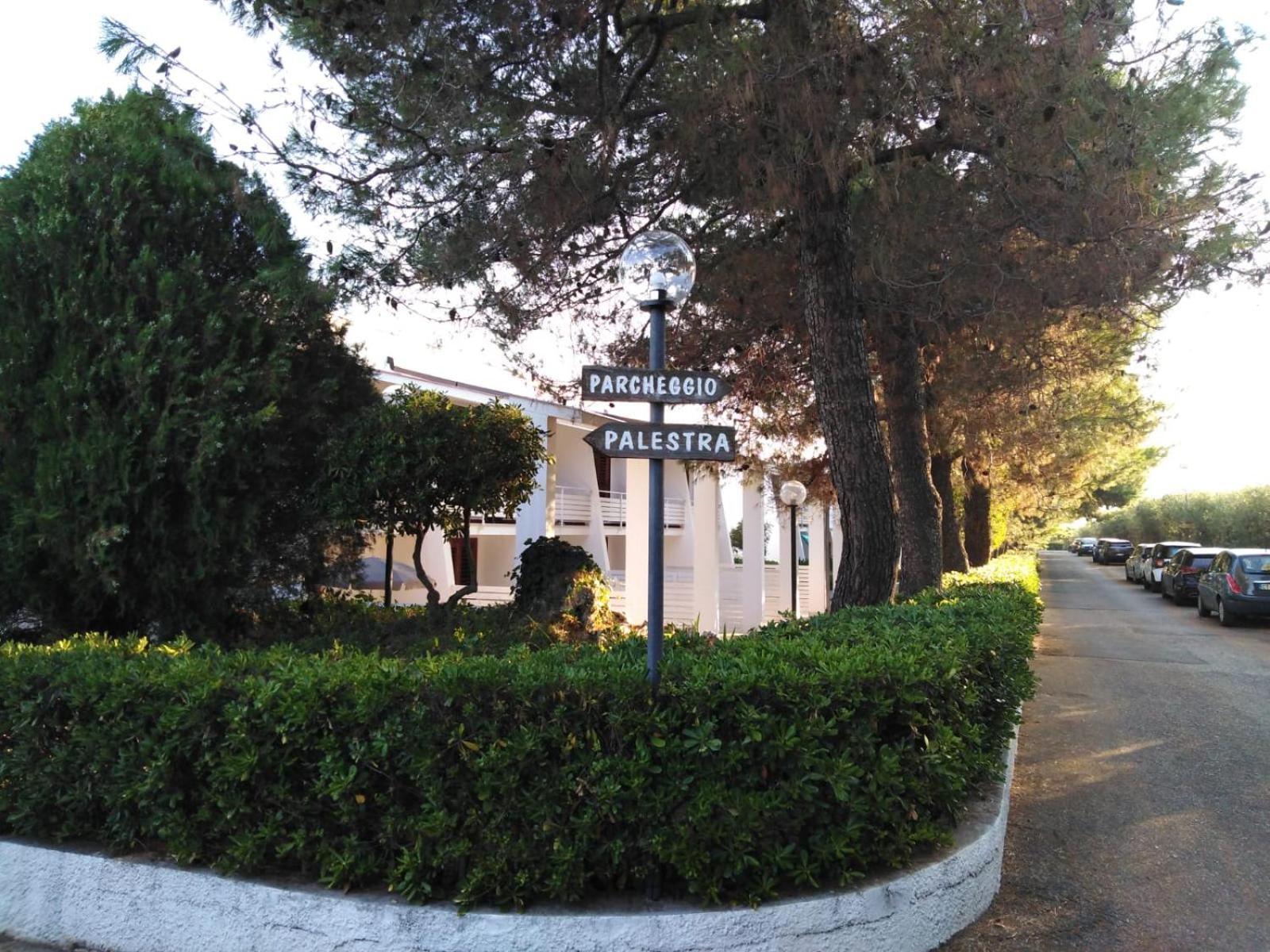 Raggio Di Sole Aparthotel อัลเบโรเบลโล ภายนอก รูปภาพ