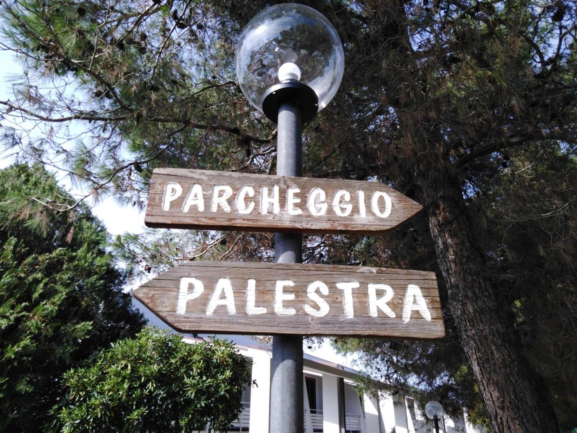 Raggio Di Sole Aparthotel อัลเบโรเบลโล ภายนอก รูปภาพ