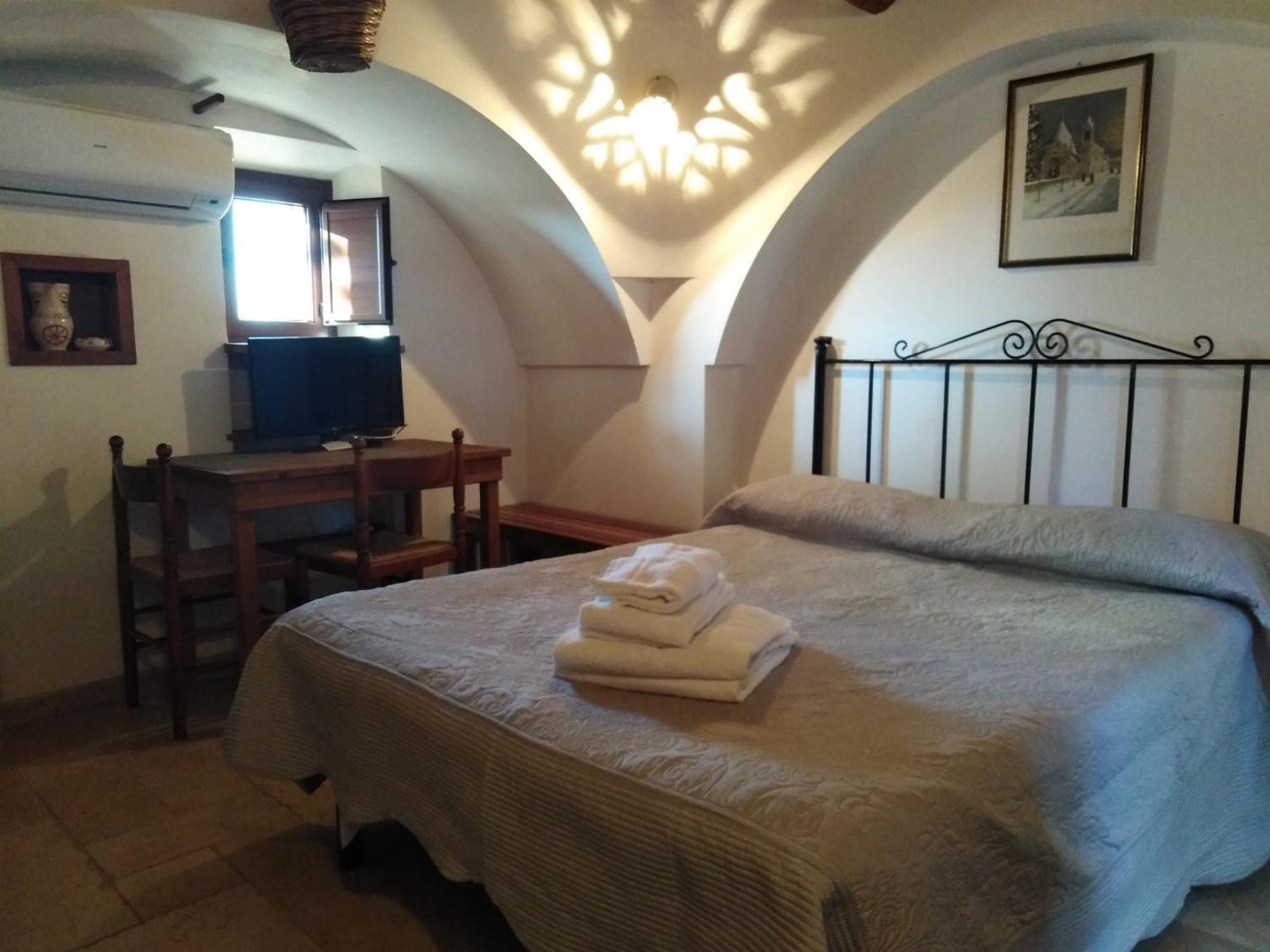 Raggio Di Sole Aparthotel อัลเบโรเบลโล ภายนอก รูปภาพ