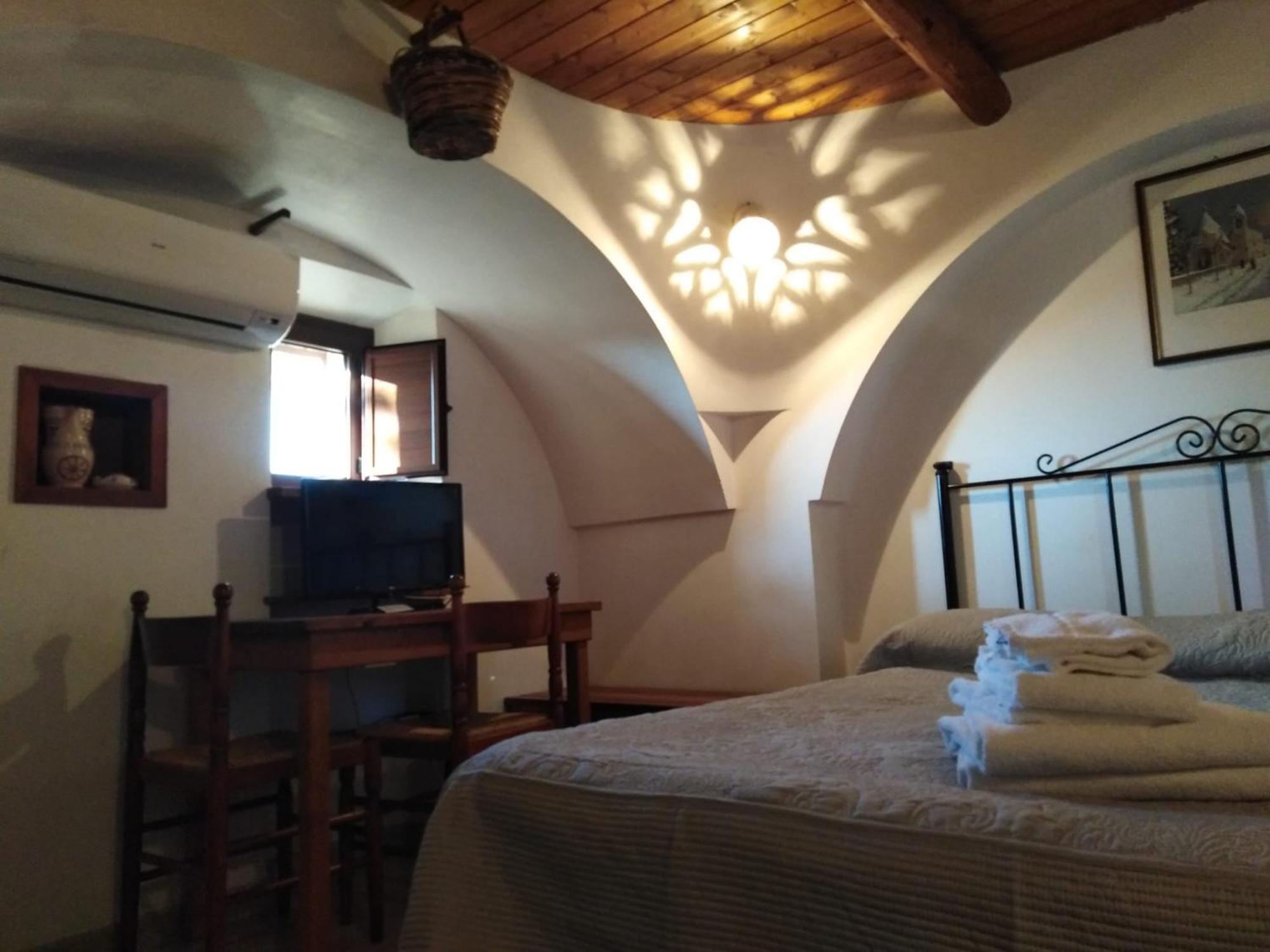 Raggio Di Sole Aparthotel อัลเบโรเบลโล ภายนอก รูปภาพ