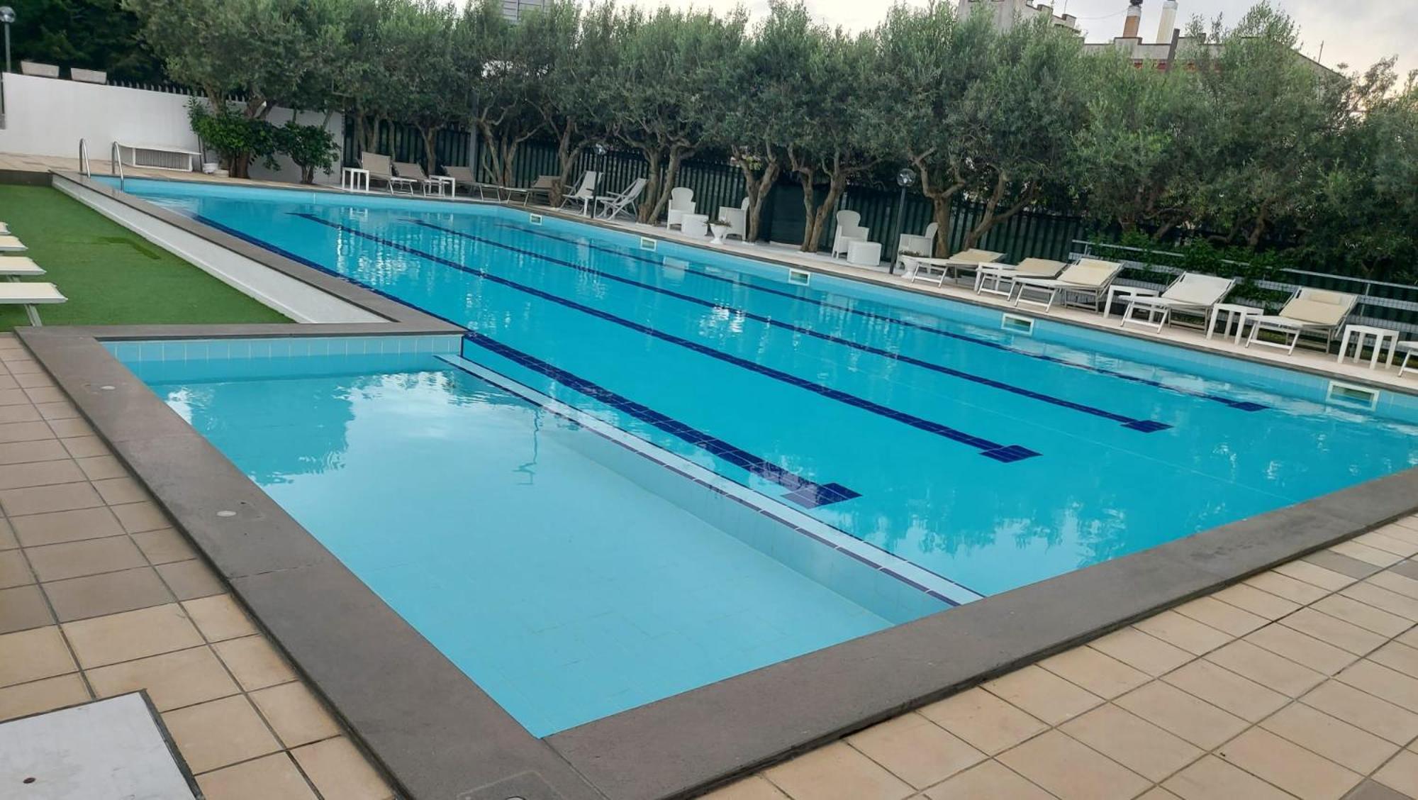 Raggio Di Sole Aparthotel อัลเบโรเบลโล ภายนอก รูปภาพ