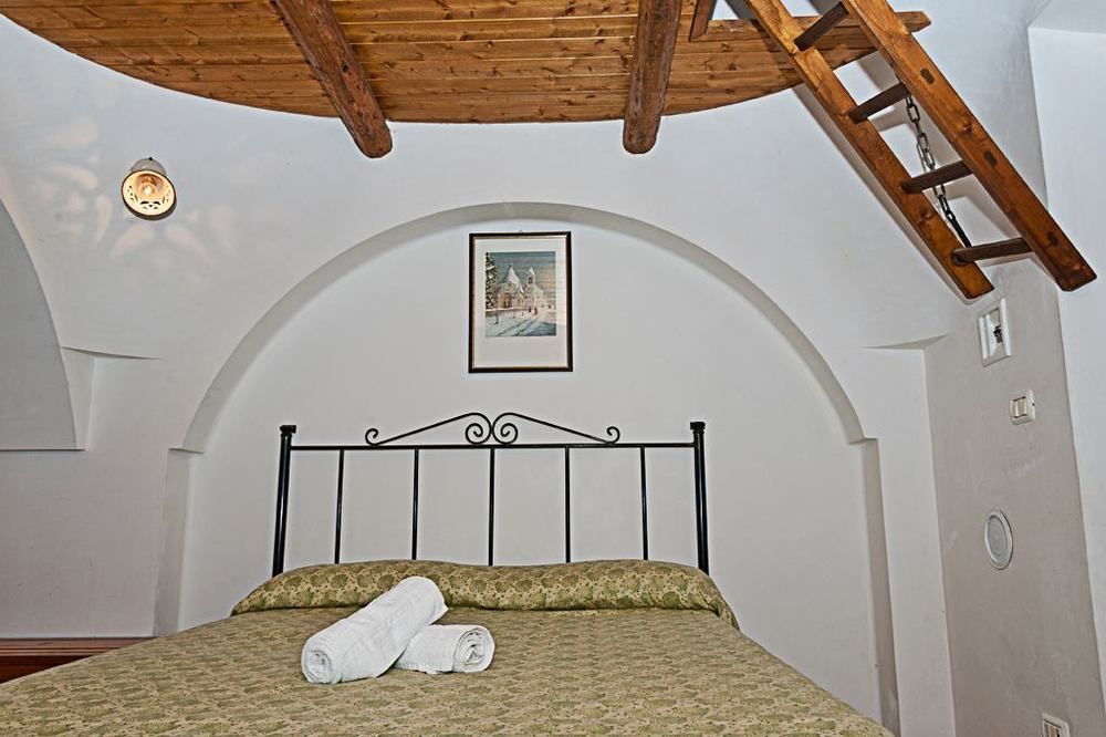 Raggio Di Sole Aparthotel อัลเบโรเบลโล ภายนอก รูปภาพ