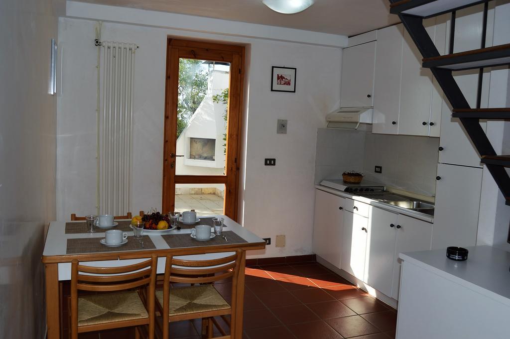 Raggio Di Sole Aparthotel อัลเบโรเบลโล ภายนอก รูปภาพ